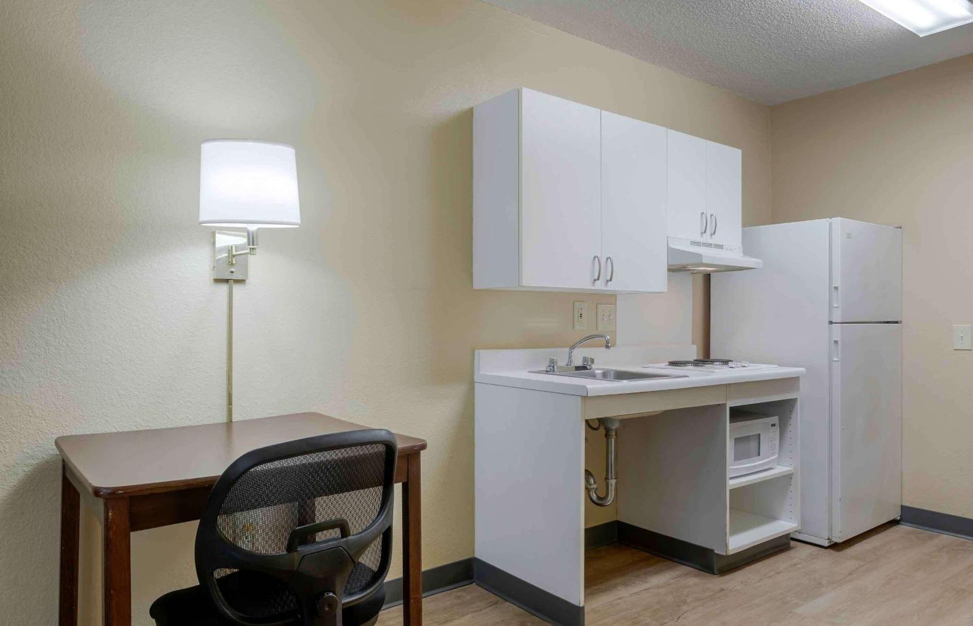 Extended Stay America Suites - Fort Lauderdale - Cypress Creek - Nw 6Th Way Exterior foto